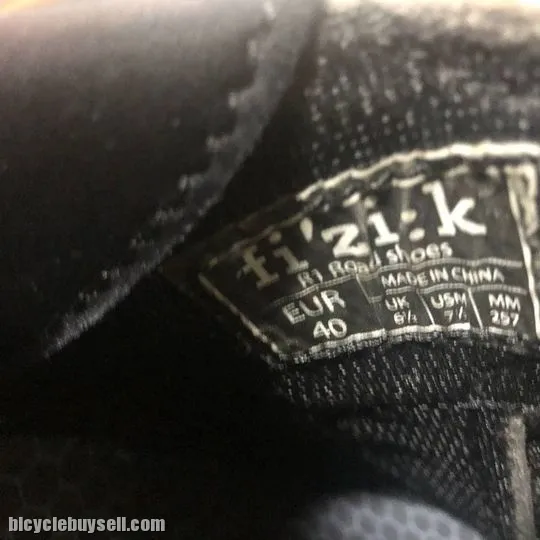 FIZIK R1 Euro 40 US 7.5