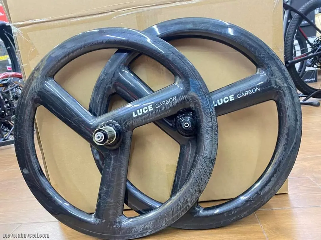 20â€ 451 Luce Carbon Disc