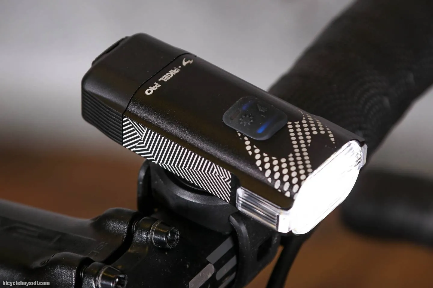 Moon Rigel Pro 1000 lumens - READY STOCK