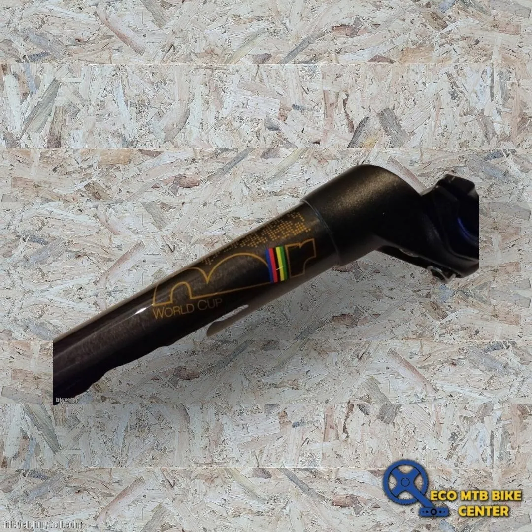 TRUVATIV Noir World Cup 25mm offset 11 Carbon Seatpost  (Special Promo)