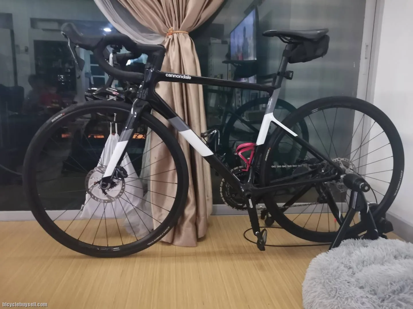 Cannondale Supersix EVO Carbon Ultegra Disc Road Bike