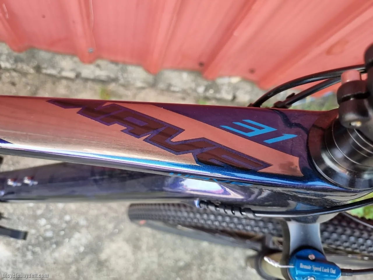 TRS Wave 31 (11 Speeds)  (27.5er) Carbon (Brand New!!)
