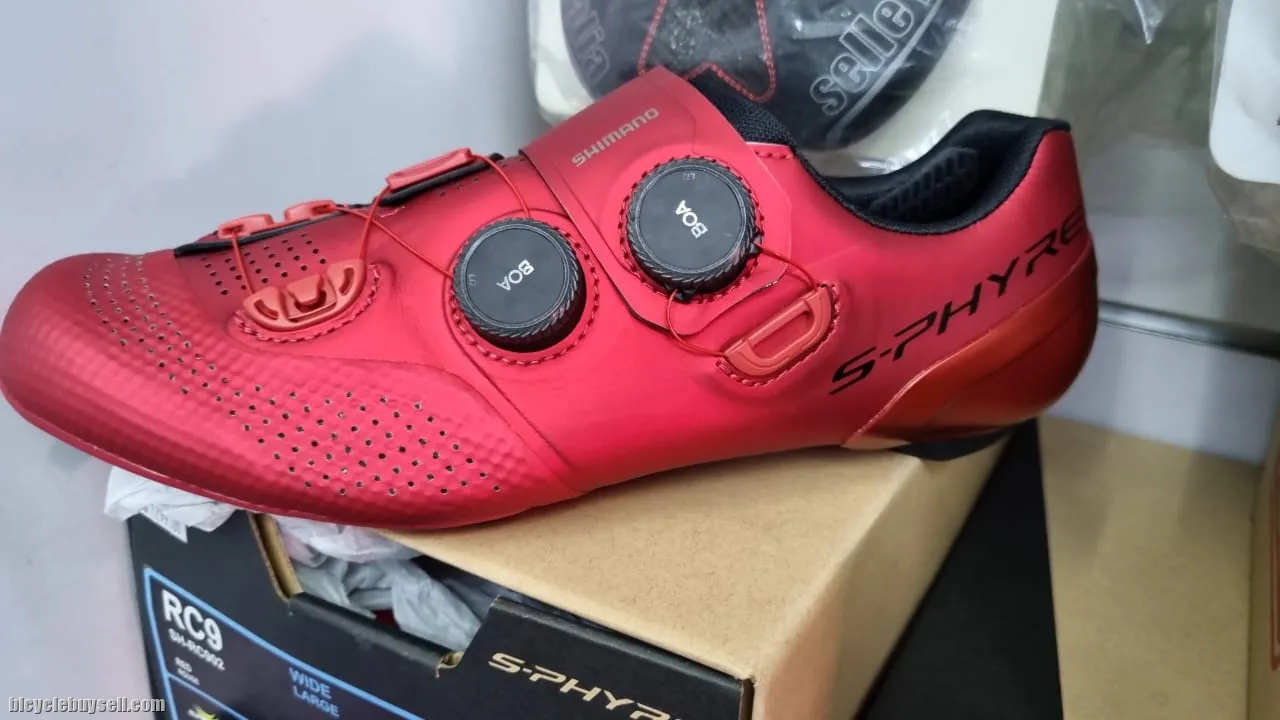 Shimano S-Phyre SH-RC902 Wide (42E Red) Brand New !!