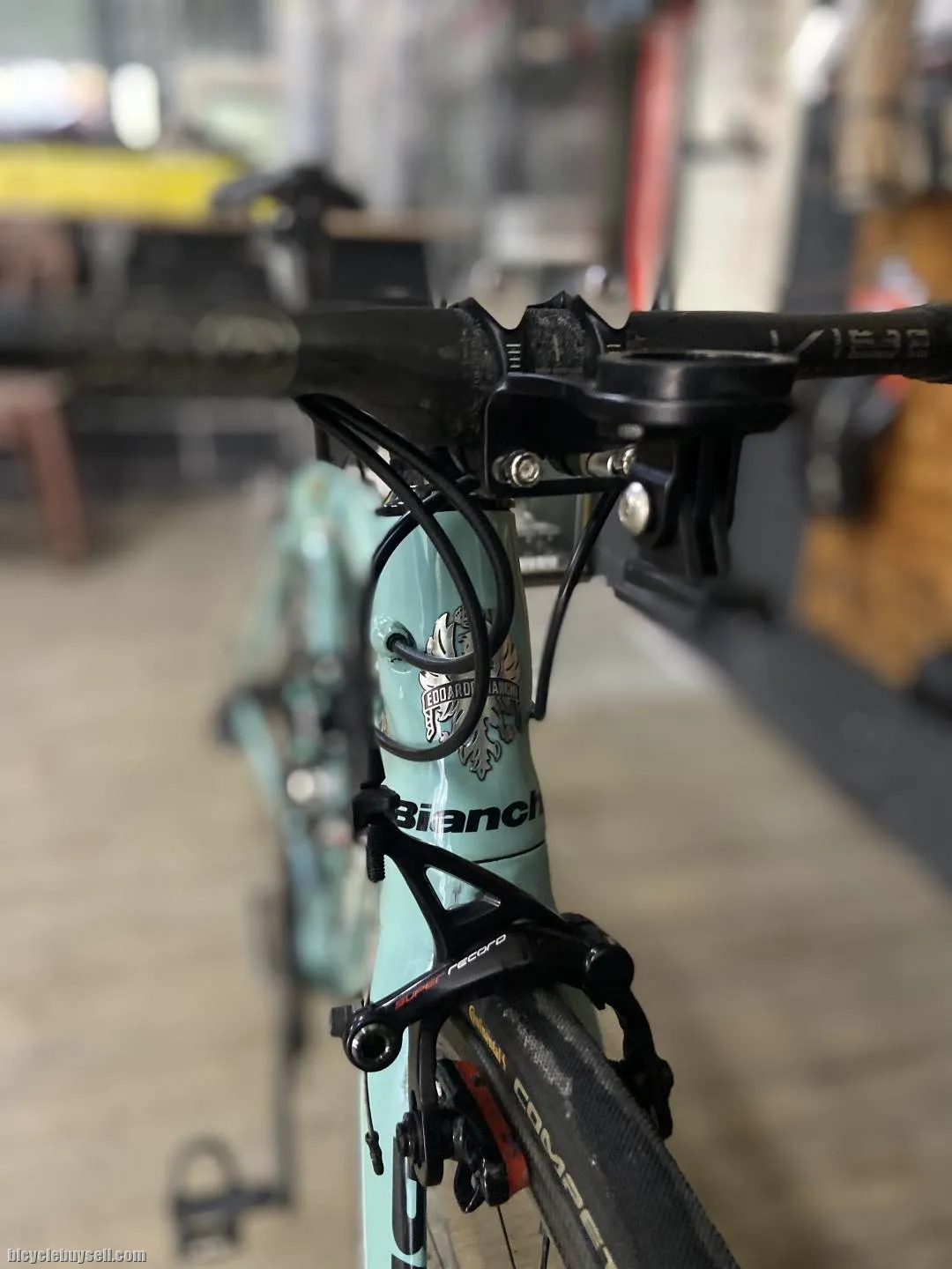 (SOLD) Bianchi Oltre XR2 Lotto Jumbo Visma Team edition