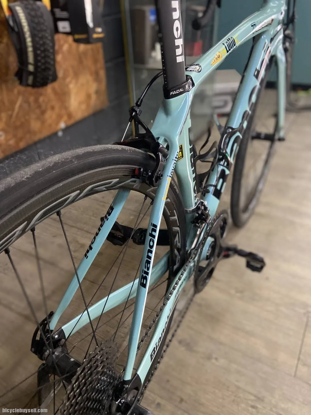 (SOLD) Bianchi Oltre XR2 Lotto Jumbo Visma Team edition