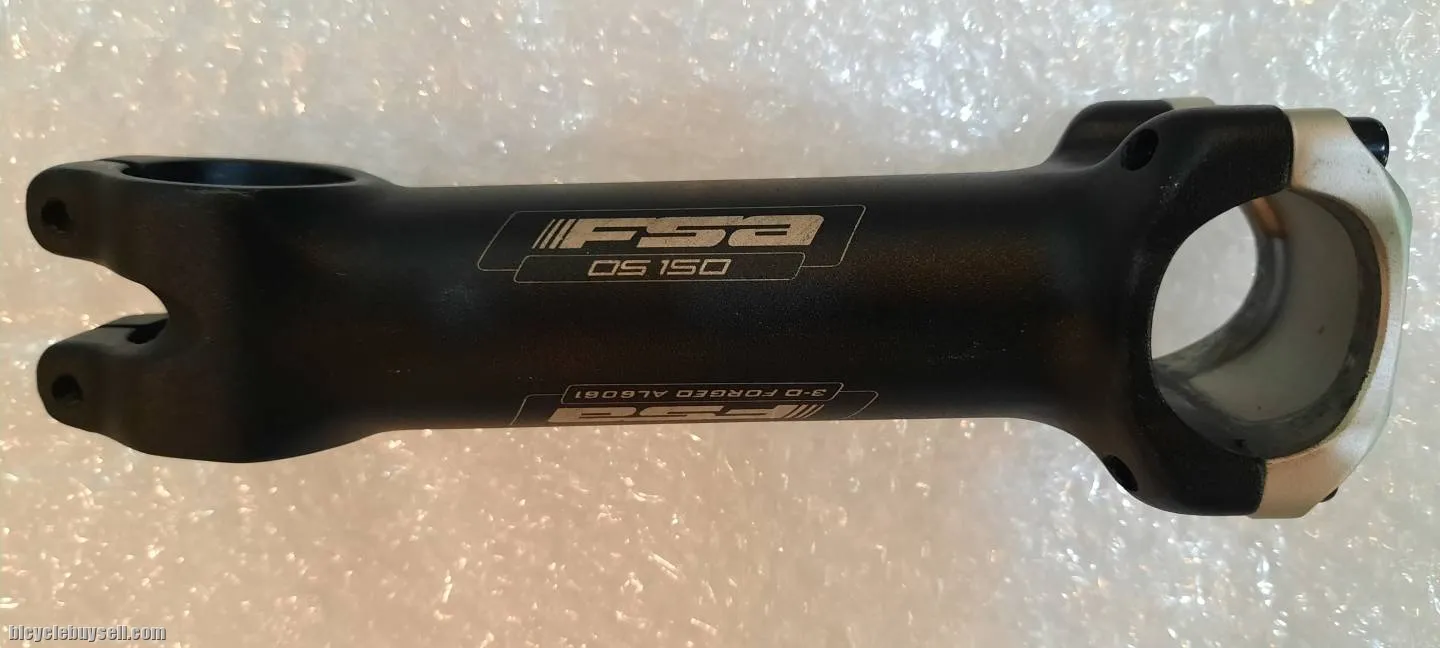 Fuji Full Carbon road bike CCR1