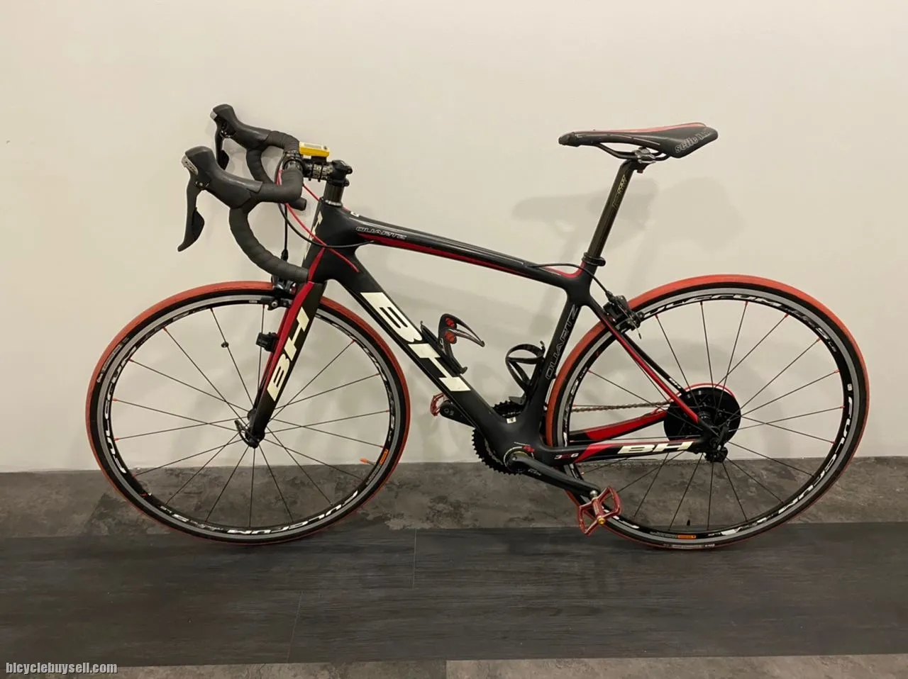 BH Quartz Roadbike