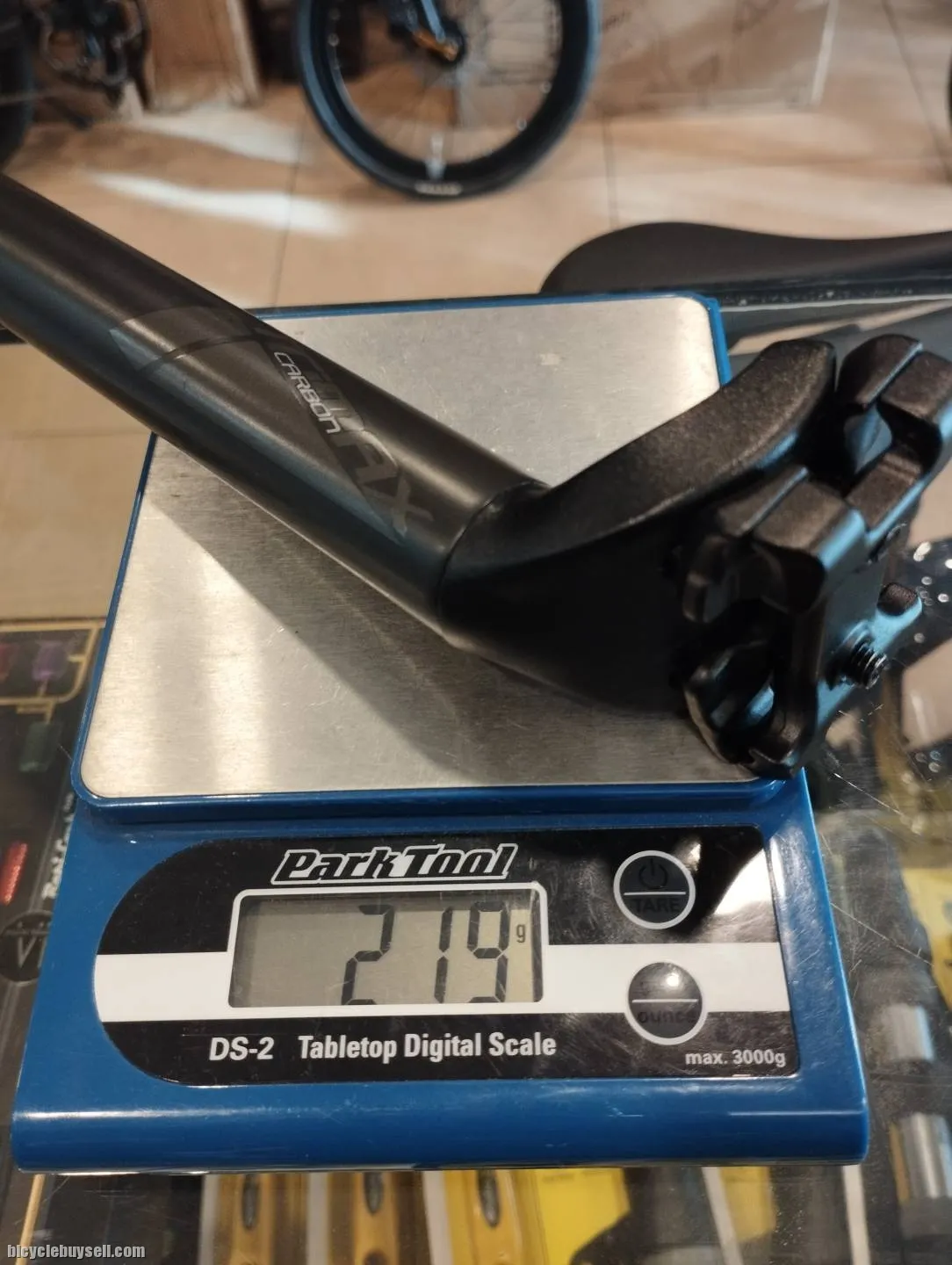Seatpost carbon vision