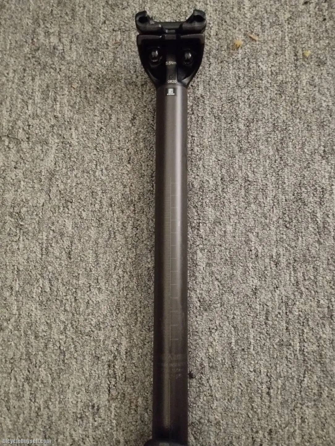 Seatpost carbon vision
