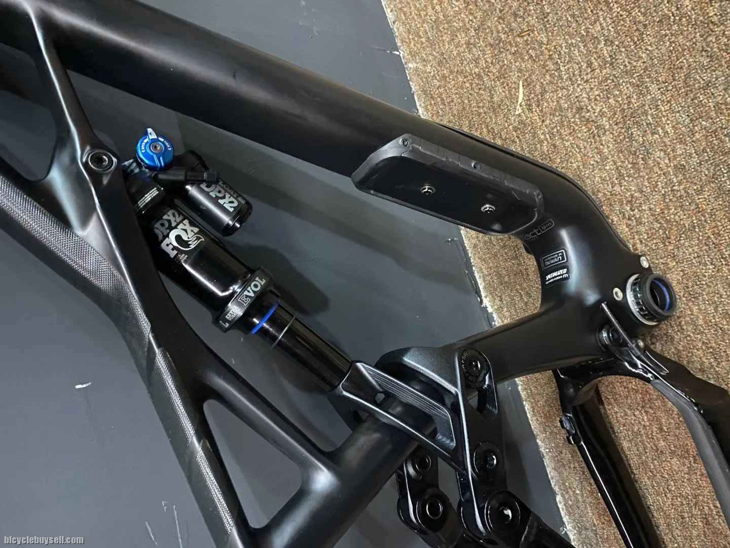 Specialized enduro elite 29er frame