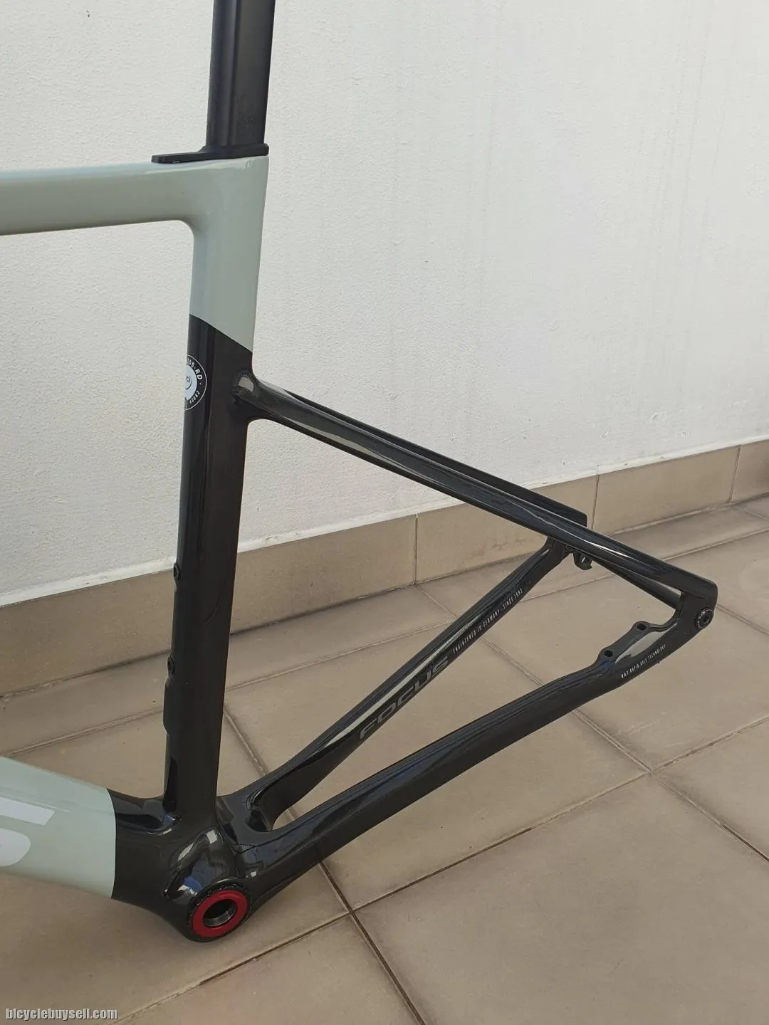 (Sold) Focus Izalco Max 9