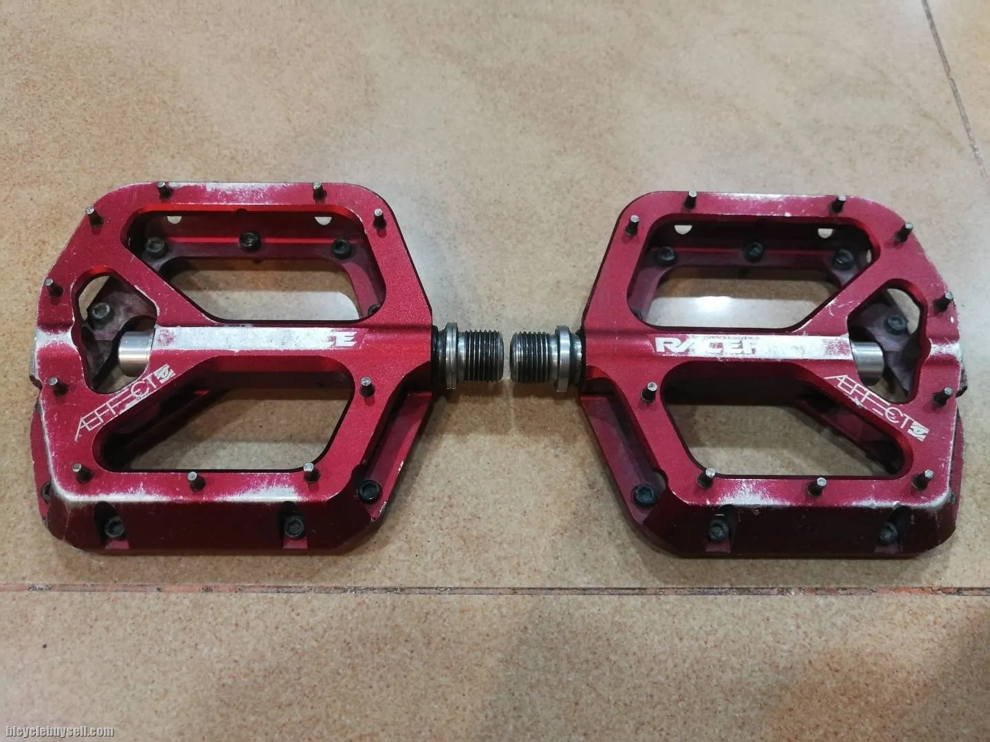 Raceface Aeffect Pedals