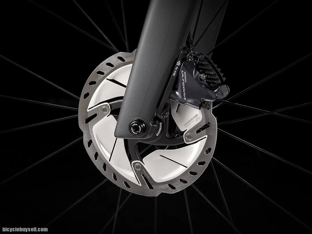 2021 TREK MADONE SL 6 DISC !