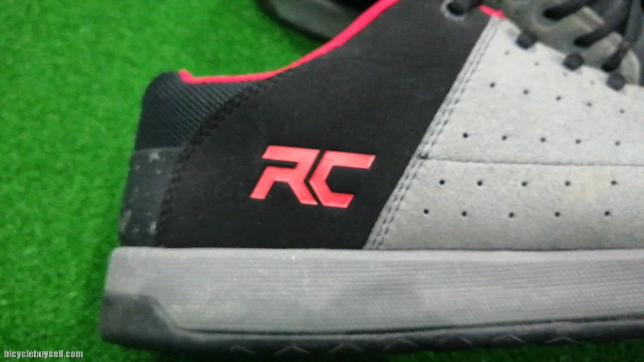 SOLD Ride Concept LiveWire flat shoes