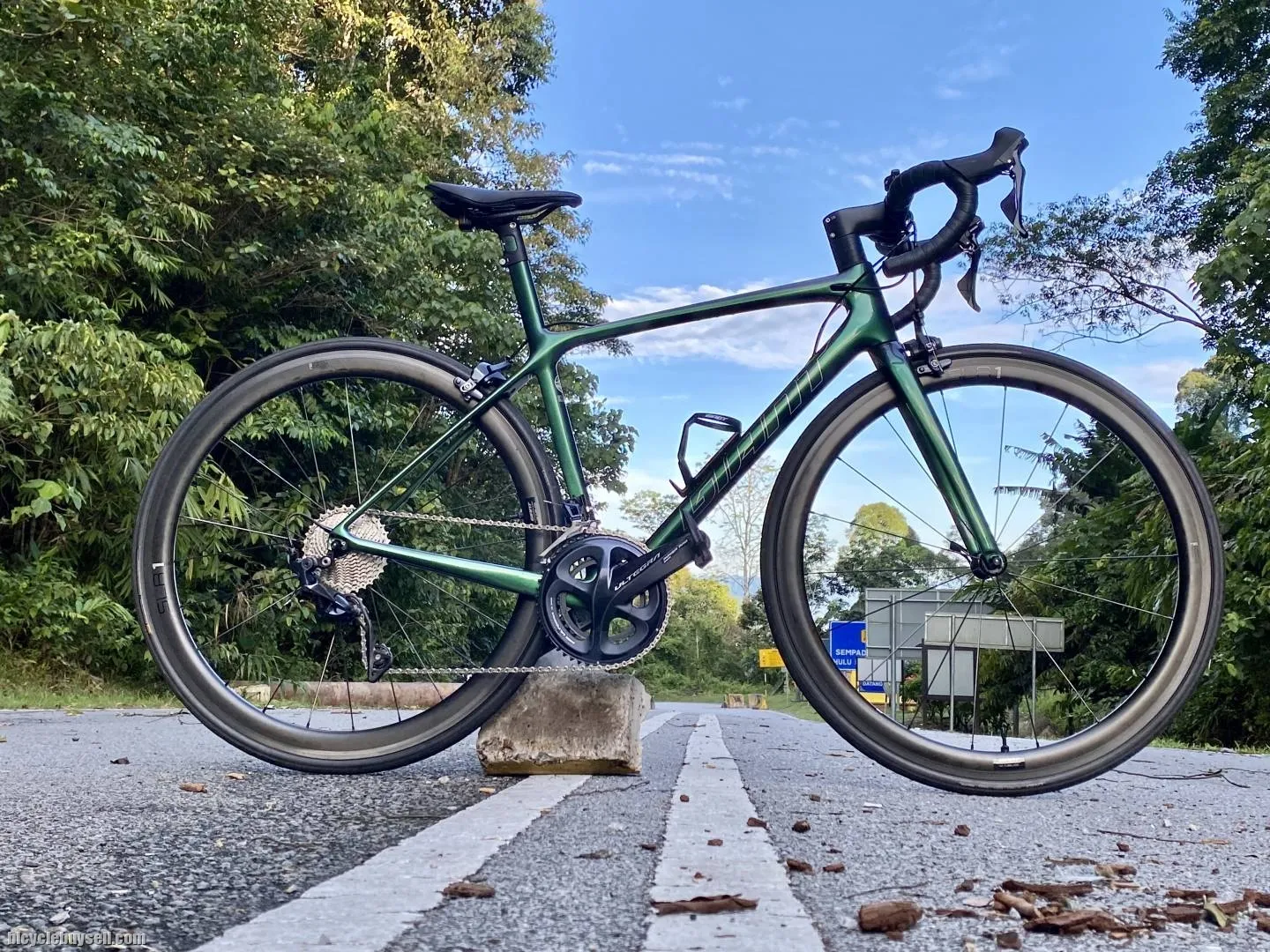 Giant TCR SL 2 KOM 2021 NEW! Size XS &amp; M