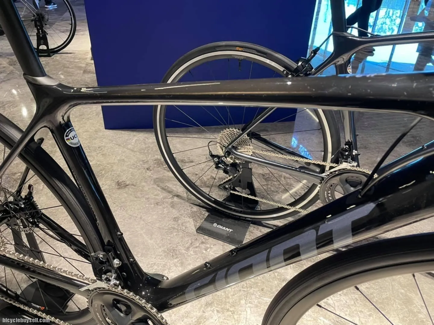 GIANT TCR ADVANCED 1 - KOM 2022