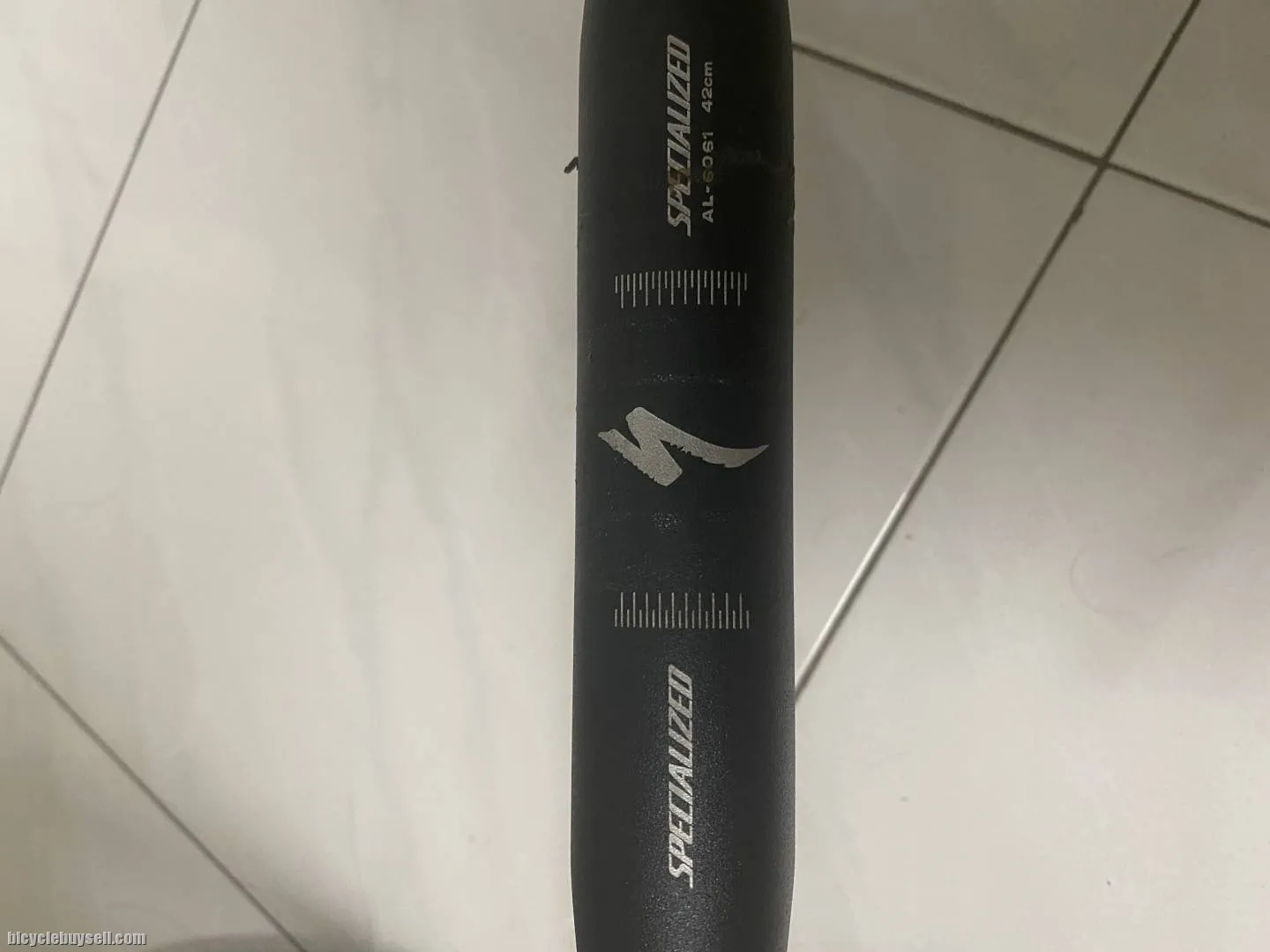 Specialized Shallow Drop handler bar