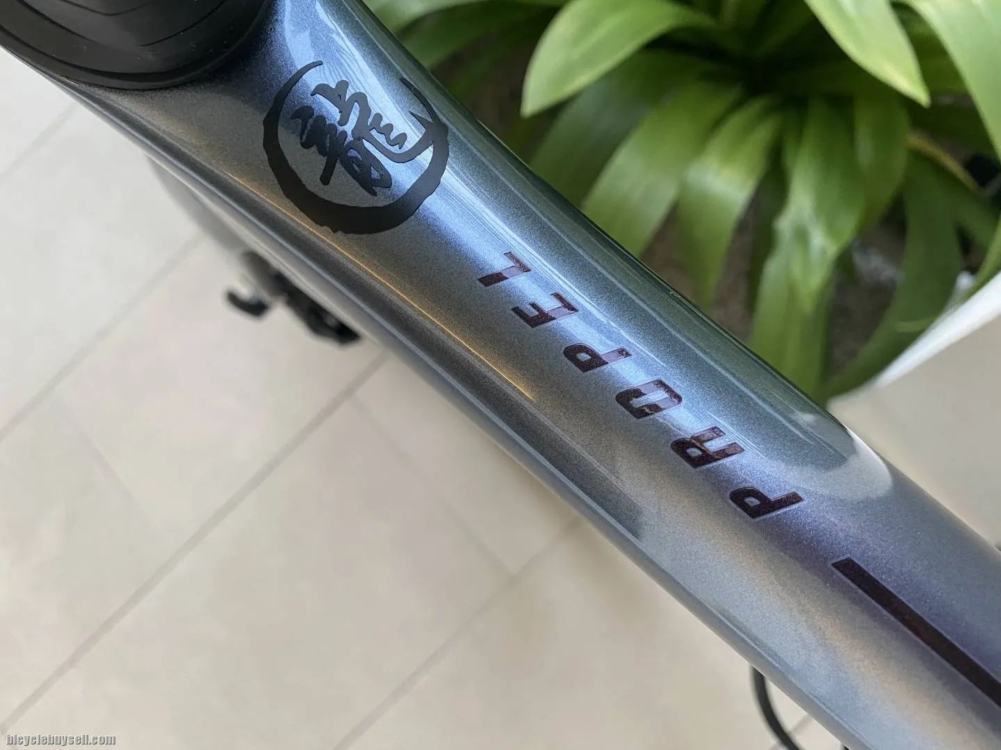 2022 GIANT ADVANCED 1