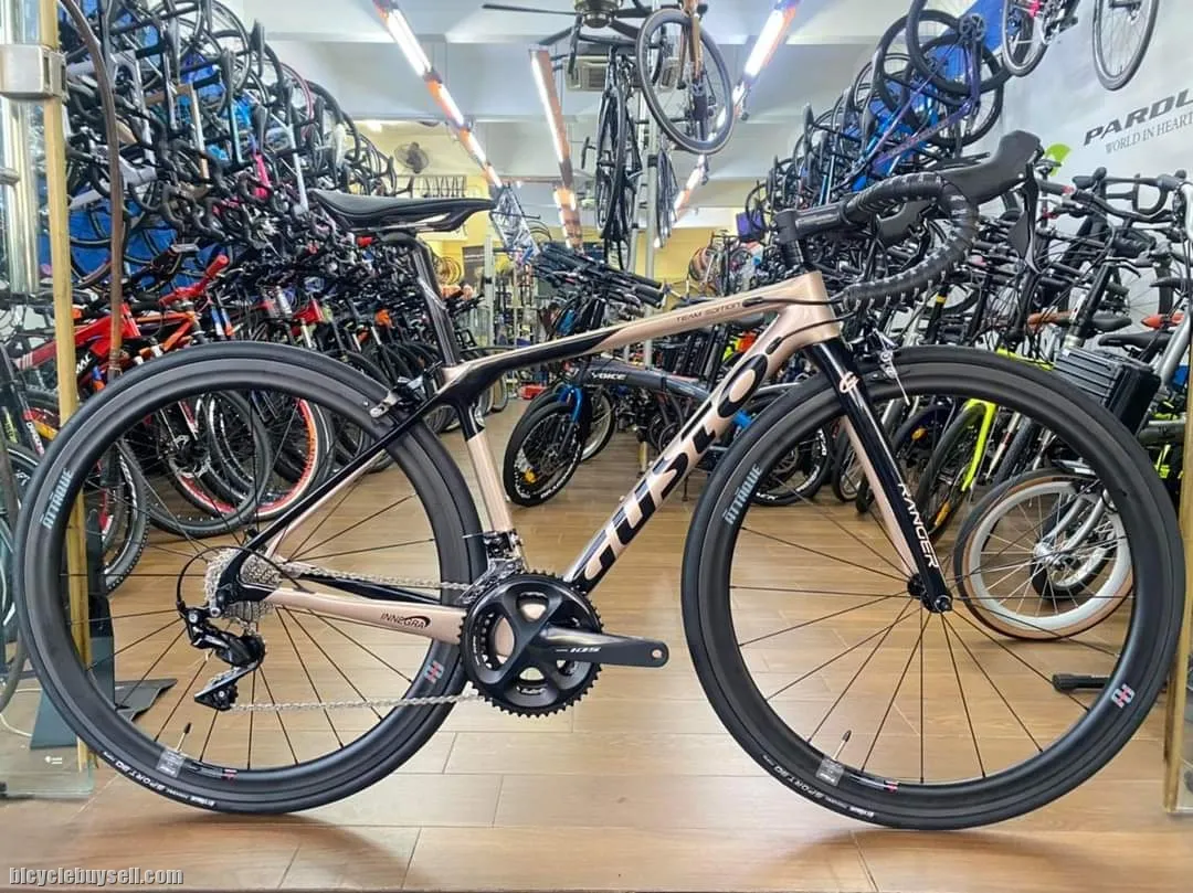Gusto Ranger Sport Ultra Champagne Gold Color
