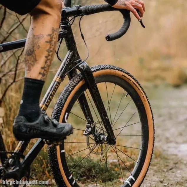 Goodyear Connector Ultimate 120 TPI TLC 700 Tubeless Gravel Tyre 700X40C / 29X1.50 Tubeless Ready