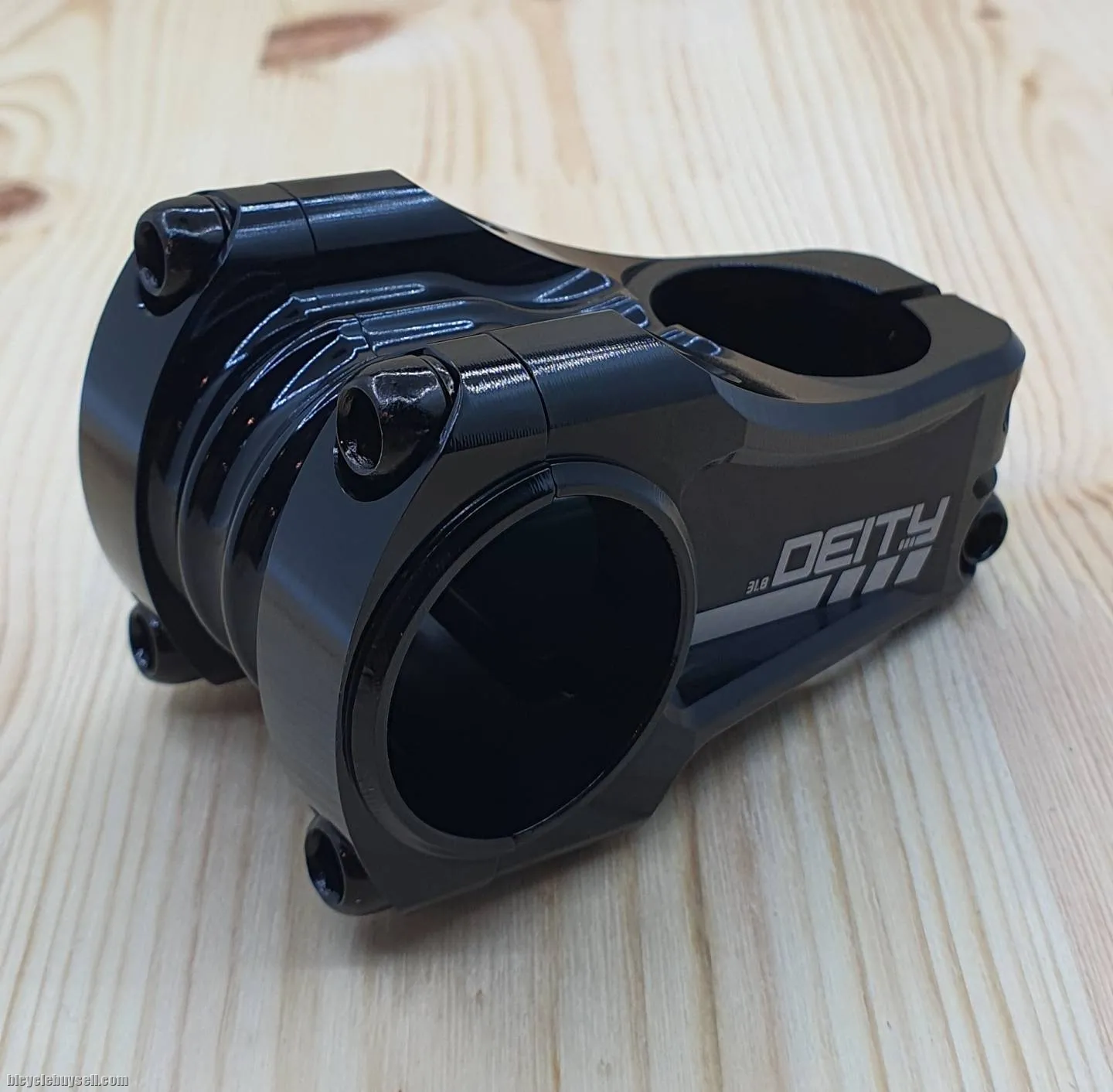 DEITY COMPONENTS - STEM