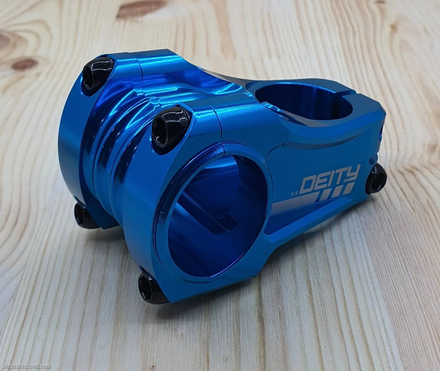 DEITY COMPONENTS - STEM
