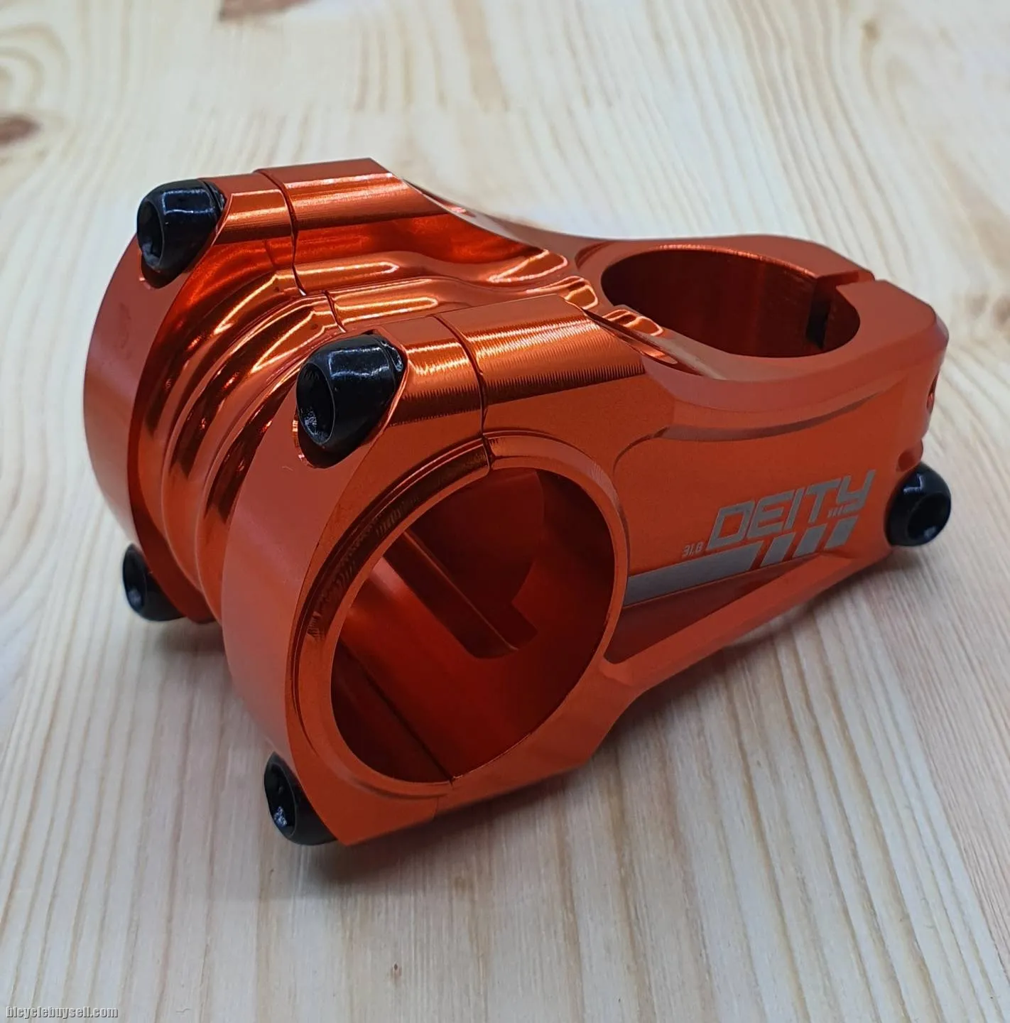 DEITY COMPONENTS - STEM