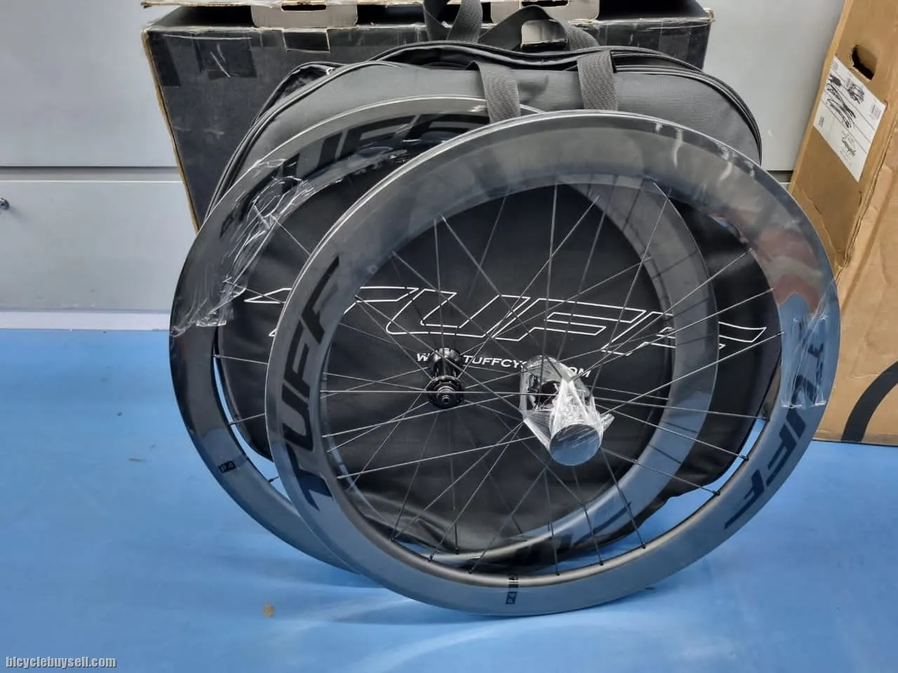 Tuff  Premium P4.5D (Carbon RimBrake)Clincher Wheelset (45/55) Brand New !! ðŸ’¯% Original !