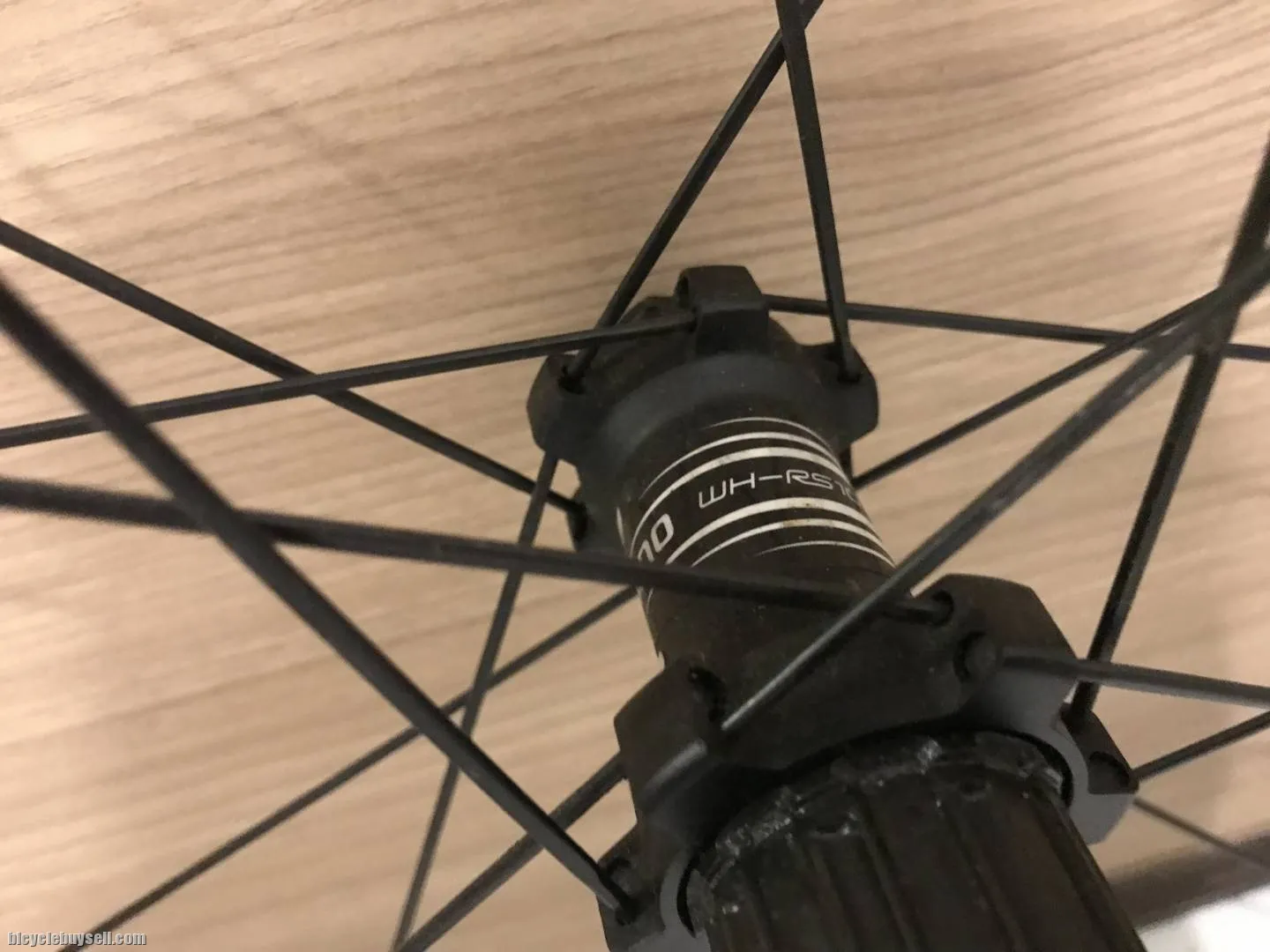Shimano wheelset WH-RS10 ( used )