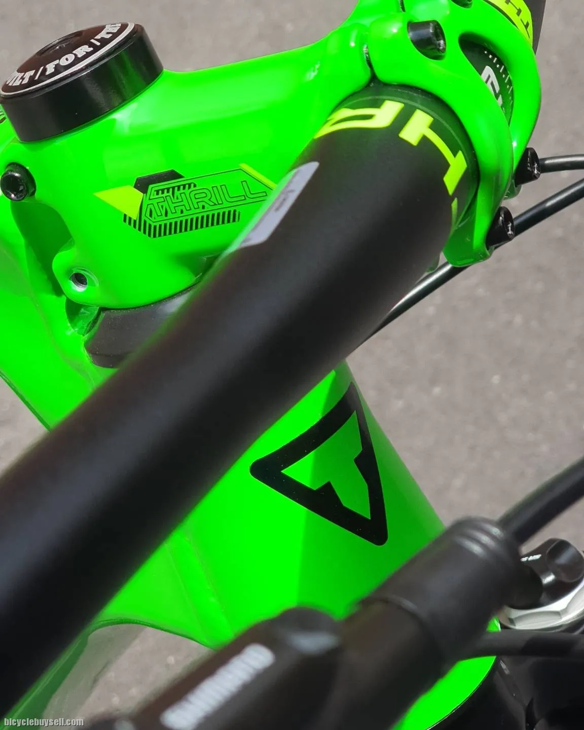 RAVAGE 3.0 29" - THRILL BICYCLE