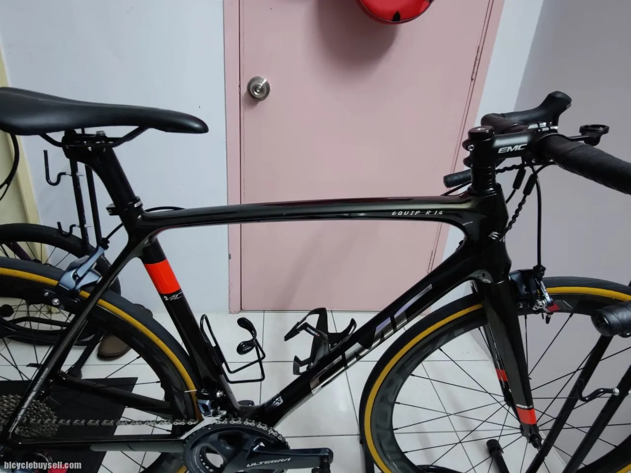 EMC Equip R1.4 2021 Full Carbon