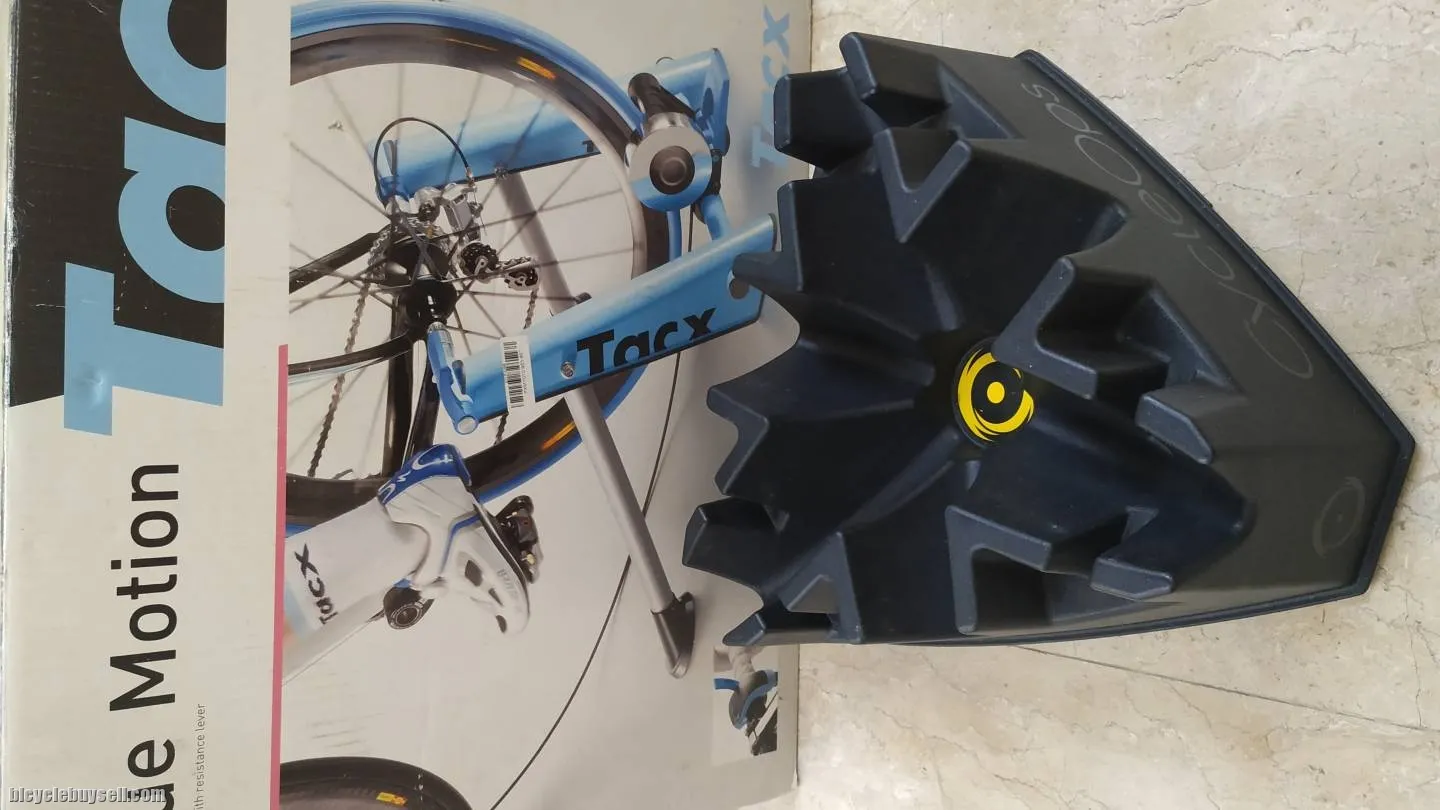 Trainer Tacx Blue Motion 2600