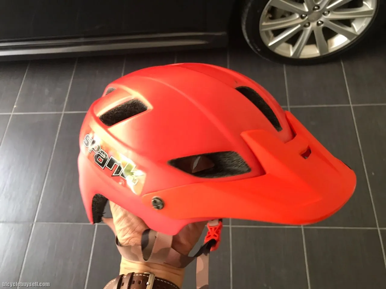 GIRO FEATURE HELMET FOR SALE (LARGE) USED