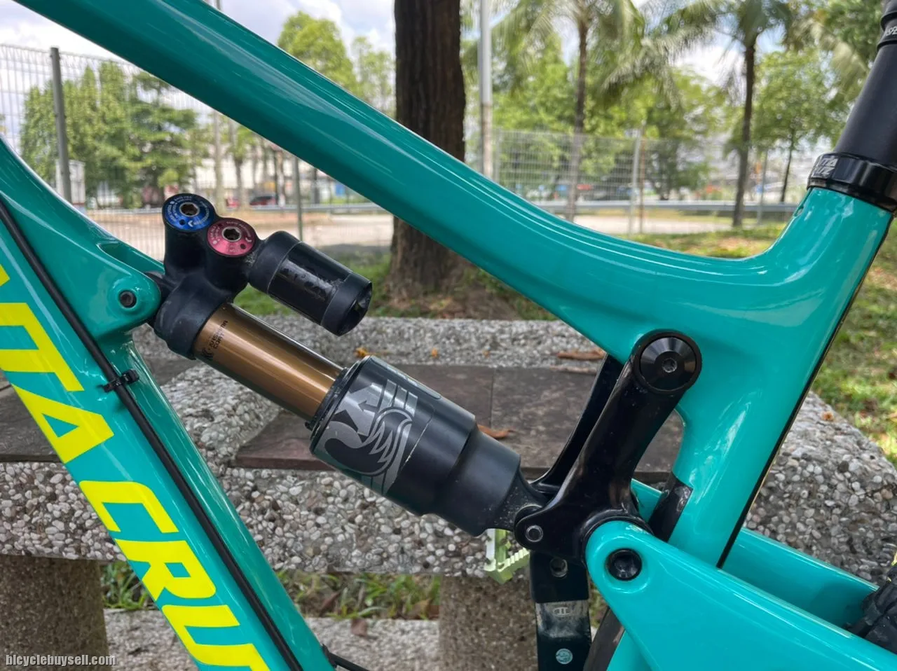 Santa Cruz Nomad CC V3 For Sale