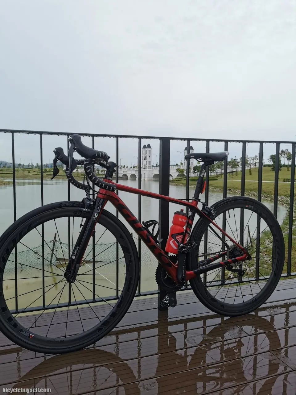 GUSTO TEAM EDITION RCR BLACK/RED