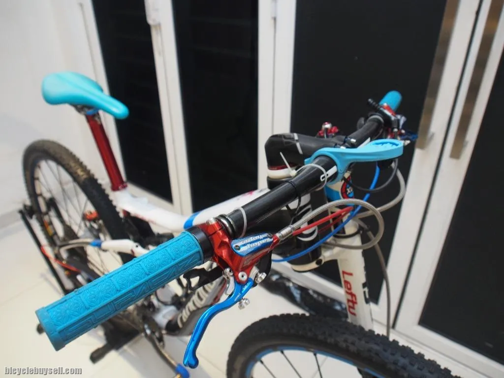CANNONDALE SCALPEL CARBON 29er LEFTY FULL XTR HOPE TECH 3 X2