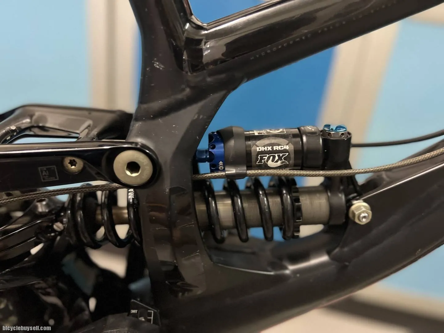 Specialized demo 8