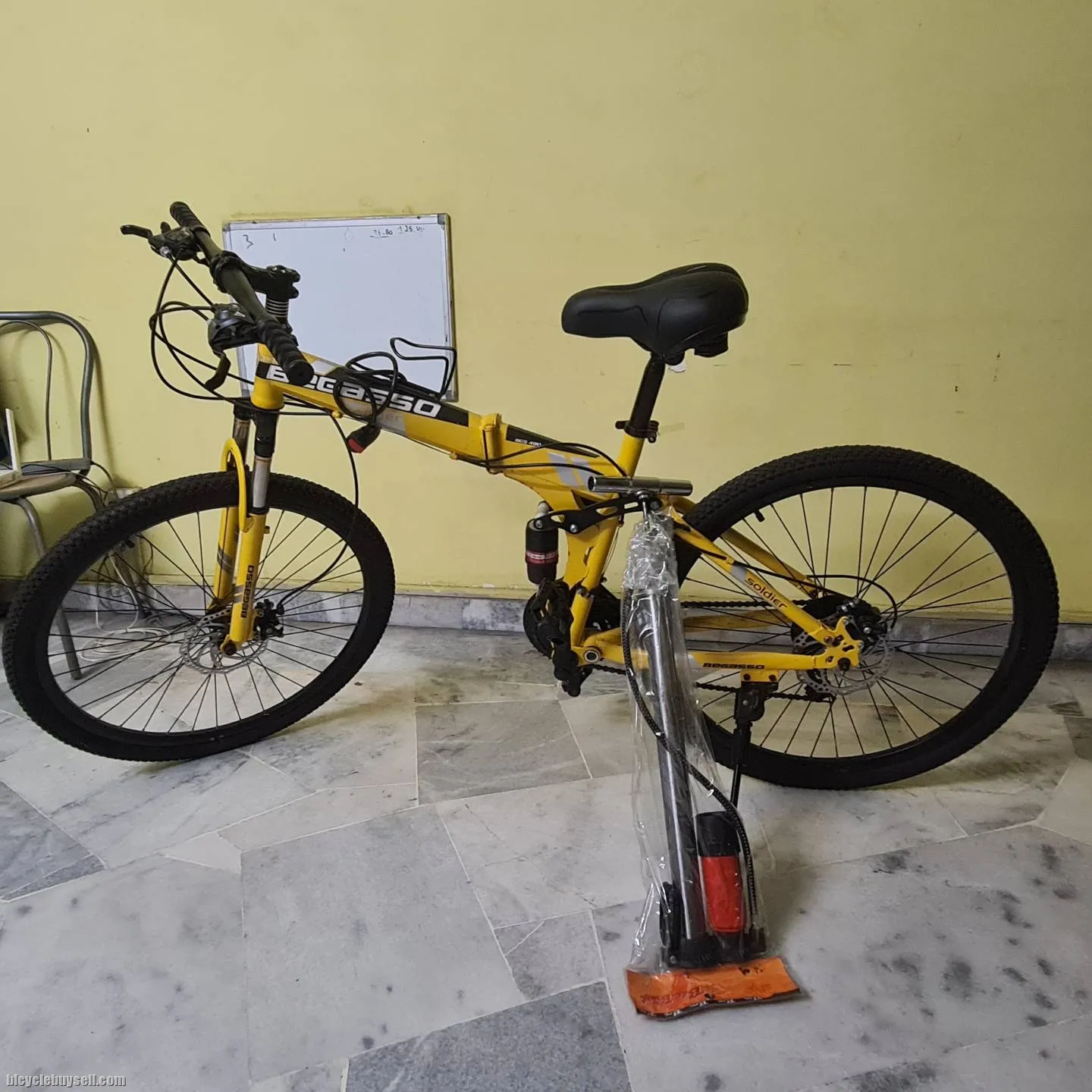 Used Adult FOLDABLE Bicycle/Road Bike For Sale - High Carbon Steel Frame