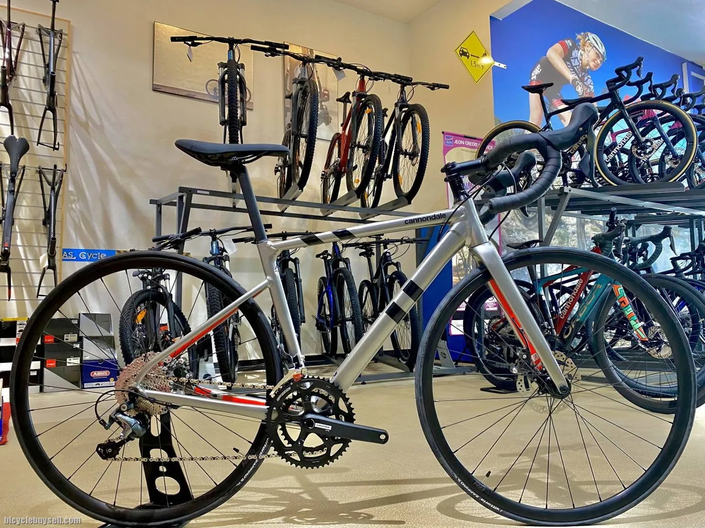 cannondale caad 13 disc hydraulic 2022