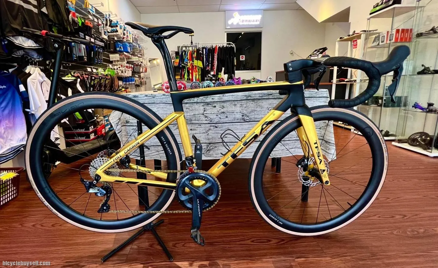 TFSA ultegra hydraulic disc brake road bike 6.99KG R8020 Br-R8070 | polygon pinarello giant s-works