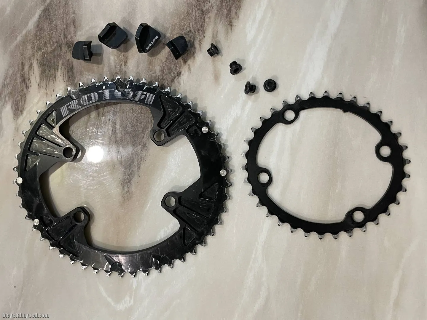 Rotor Q-Ring chainring