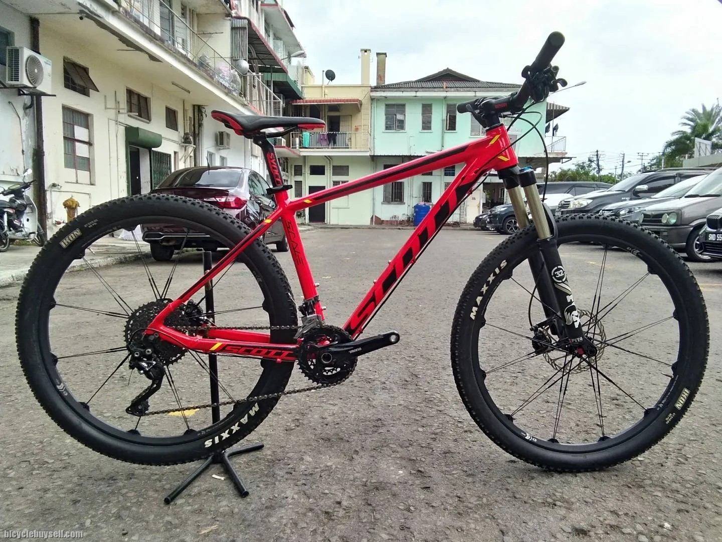Scott Scale 770