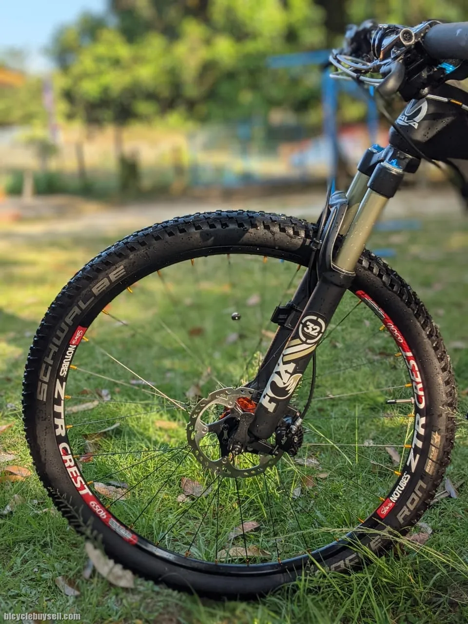 Mtb Wheelset Ztr Crest + Industry Nine Torch Hub + Schwalbe Rocket Ron &amp; Racing Ralph (650b@27.5'')