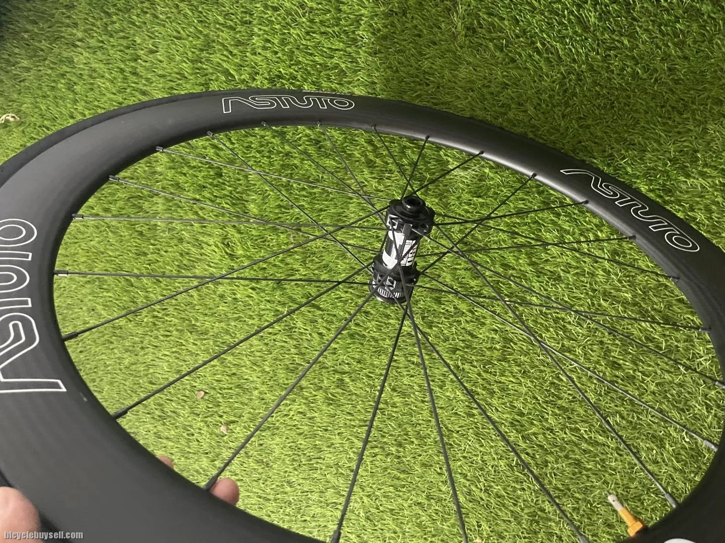 Sold Astuto EV55 Carbon 55mm disc brake wheelset