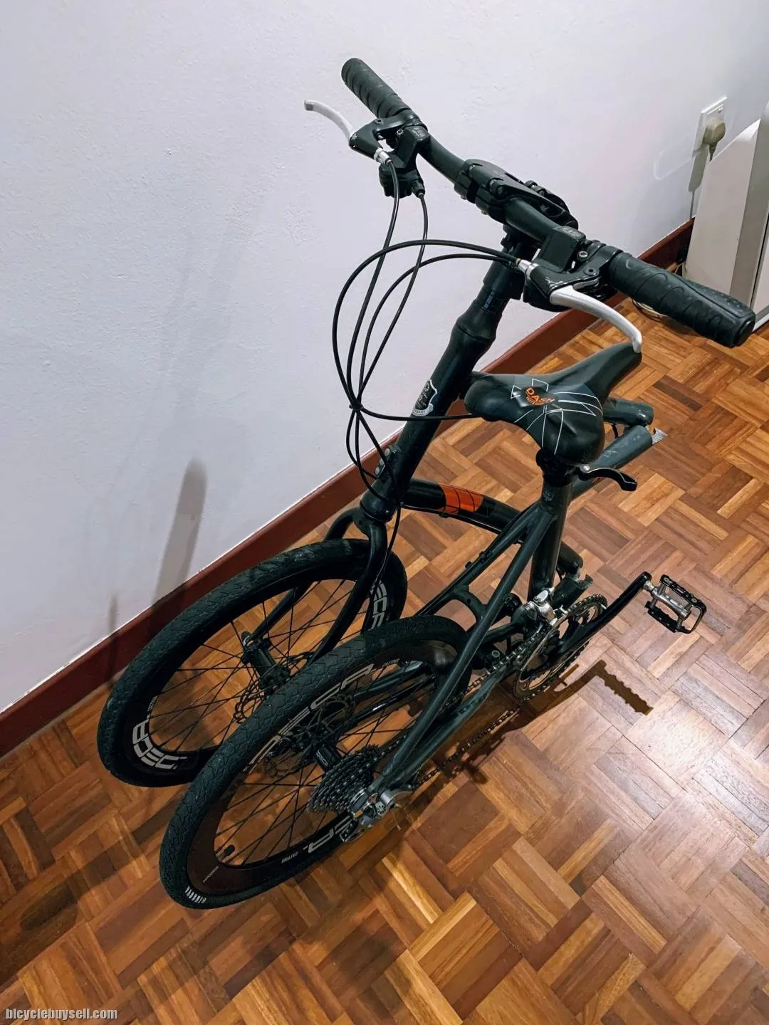 [SOLD] Dahon Dash