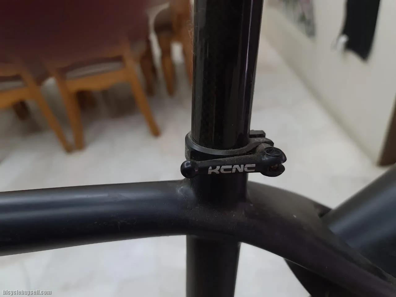 Carbon Mountain Bike - Size XL (9Kg)