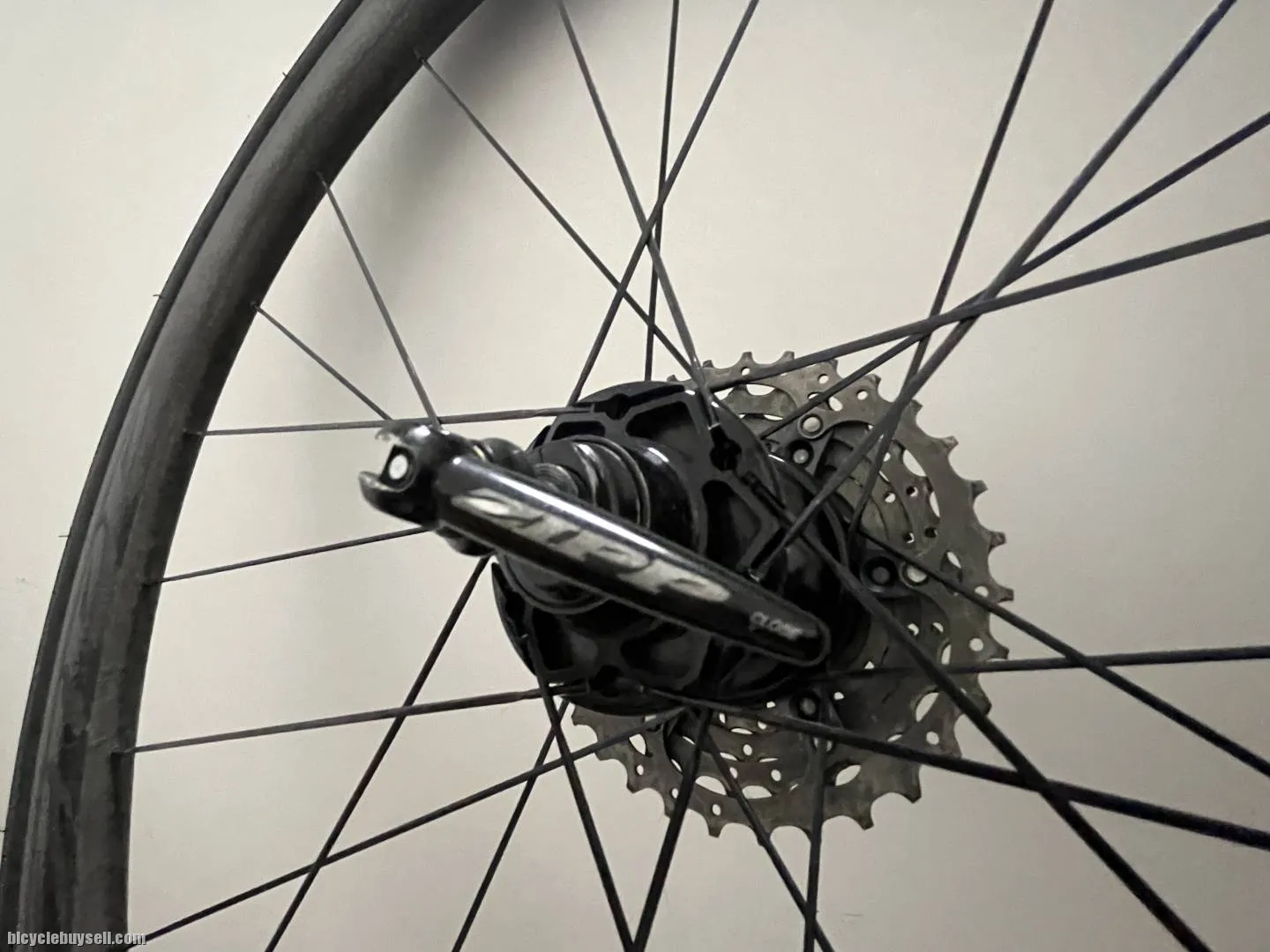 zipp 303