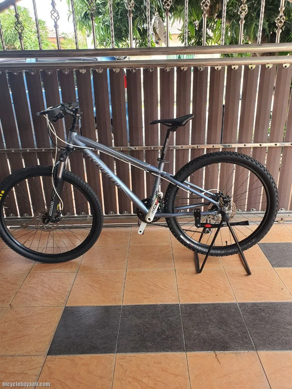 Kona Fire Mountain deluxe 26"