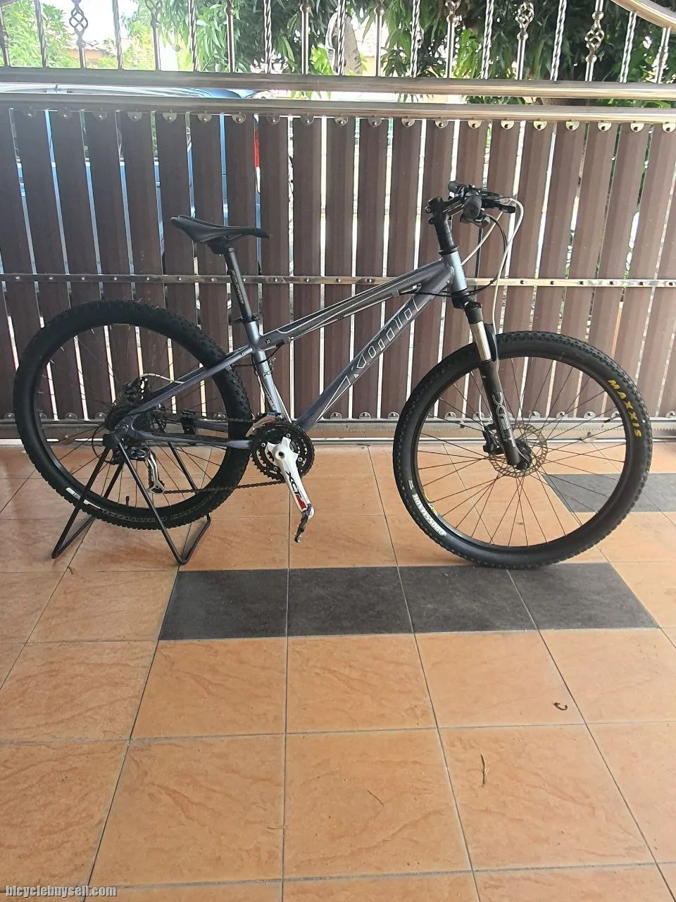 Kona Fire Mountain deluxe 26"