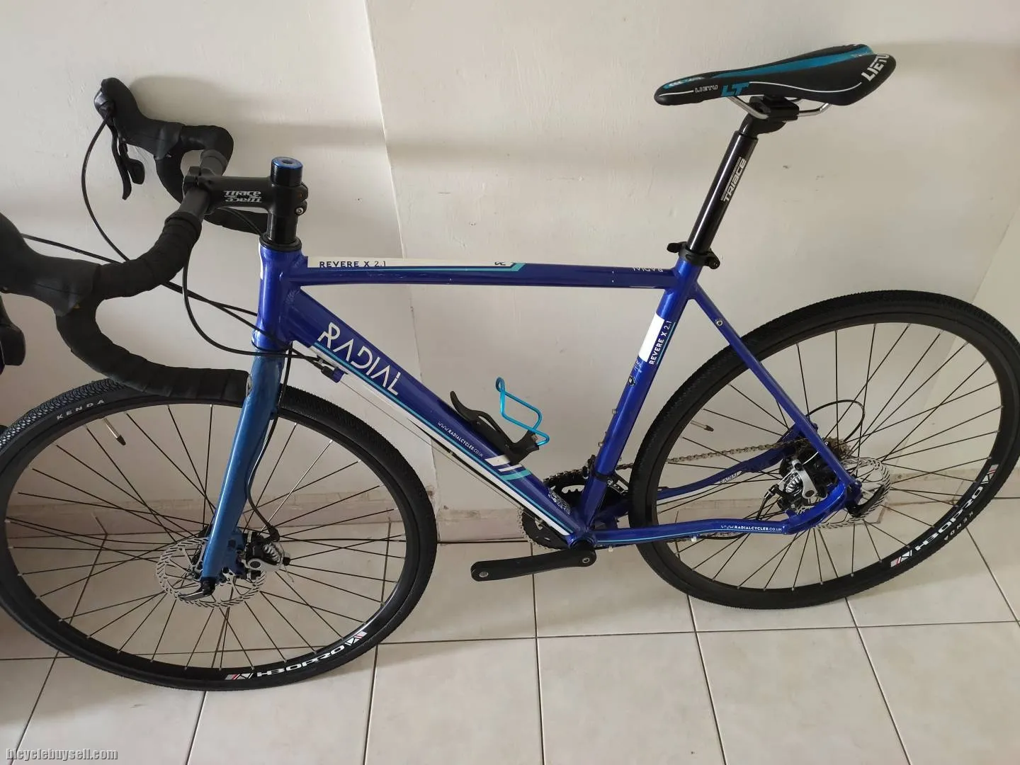 Gravel Radial Revese x2.1 700c bike